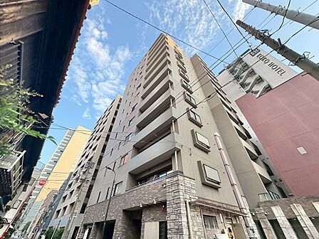 飽きのこないシンプルモダンな外観です。