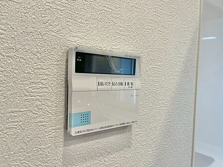 見やすい画面で操作しやすい給湯パネル。