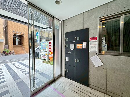 到着時間を気にしたり、再配達の連絡をする手間がかかりません。