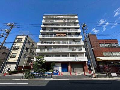 外観：飽きのこないシンプルモダンな外観です。※CG加工により晴天にしています。