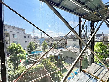 眺望や窓からの景色が良いと、家で過ごす時間も快適です。