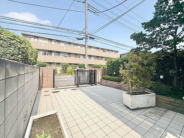 エントランスを拡大表示