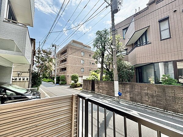 バルコニーを拡大表示