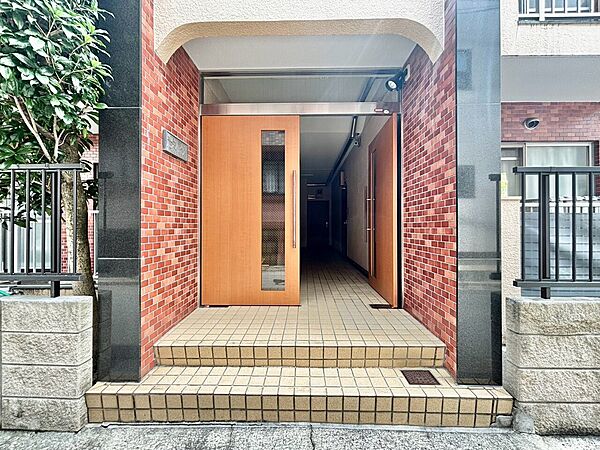 エントランスを拡大表示