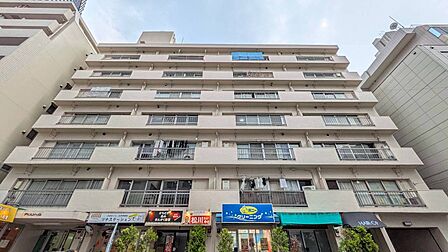 忙しく過ぎゆく日常を置き去るほど、ゆったりした時間が流れる住環境。