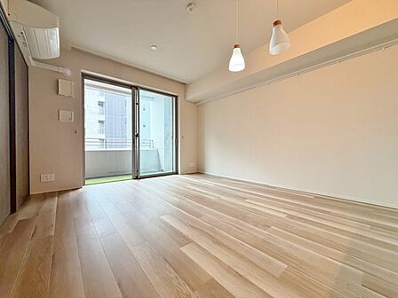 落ち着いた雰囲気に包まれて、伸びやかな空間。