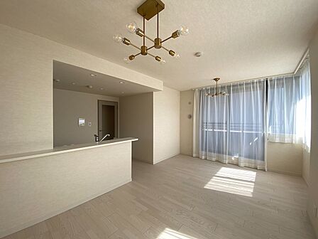 充実した生活は伸びやかな居室空間から始まります。