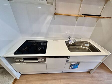 開放感のあるキッチンスペース。調理をしながら、会話も弾みそうですね。