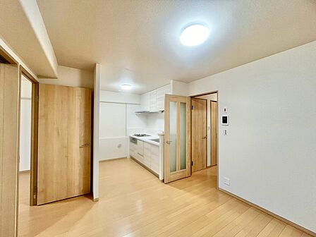 通風・採光に優れ、心地よい光と風が溢れています。