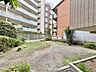 その他：マンションの敷地内には、中庭もございます。