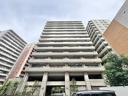 飽きのこないシンプルモダンな外観です。
