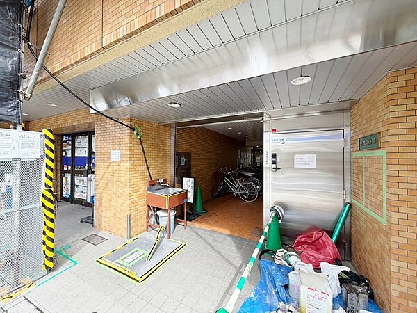 エントランス