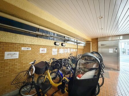駐輪場も綺麗に整頓されています。※空き状況は都度ご確認下さい。