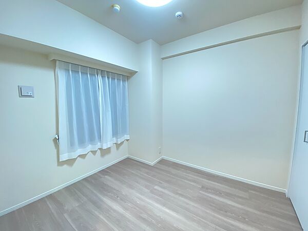 寝室を拡大表示