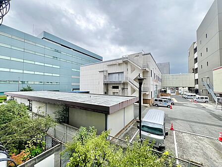 眺望や窓からの景色が良いと、家で過ごす時間も快適です。