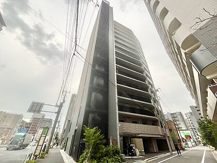 飽きのこないシンプルモダンな外観です。