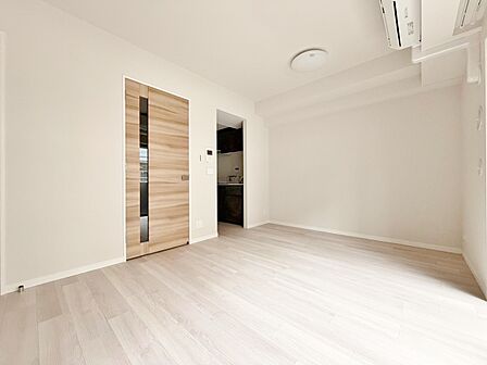 落ち着いた雰囲気に包まれて、伸びやかな空間。