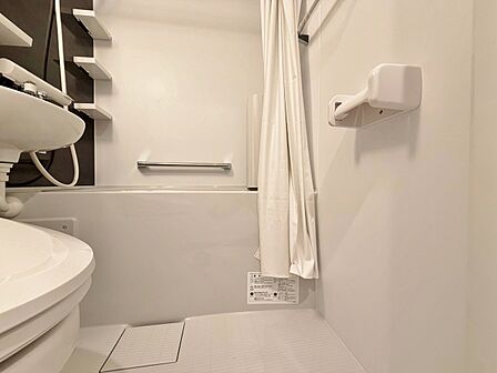 十分な広さの脱衣所。