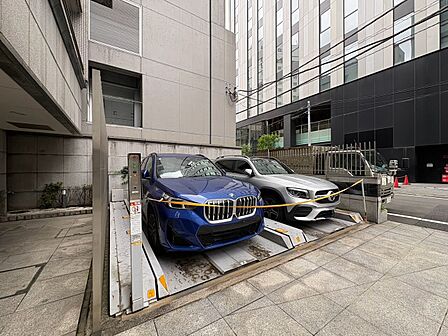駐車スペースが嬉しいですね。※空き状況は都度ご確認下さい。