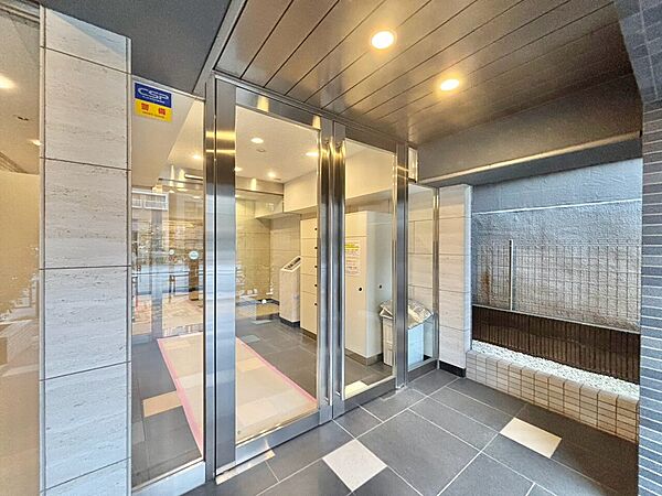 エントランスを拡大表示