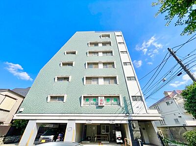 外観:飽きのこないシンプルモダンな外観です。 外観:飽きのこないシンプルモダンな外観です。