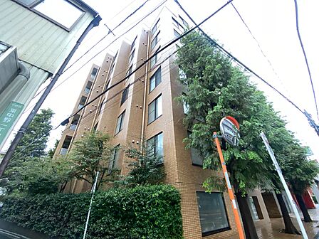 忙しく過ぎゆく日常を置き去るほど、ゆったりした時間が流れる住環境。