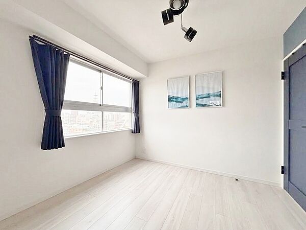 寝室を拡大表示