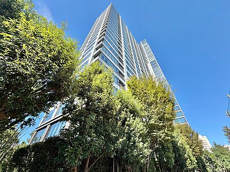 陽当り・通風に優れた魅力的で快適さを追求したマンションです。