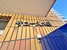 その他：スタイリッシュなエンブレム.お洒落なマンションは入り口から