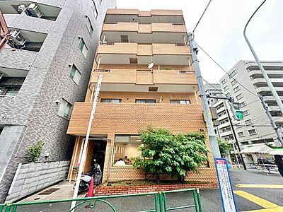 外観:飽きのこないシンプルモダンな外観です。 外観:飽きのこないシンプルモダンな外観です。