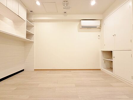 落ち着いた雰囲気に包まれて、伸びやかな空間。