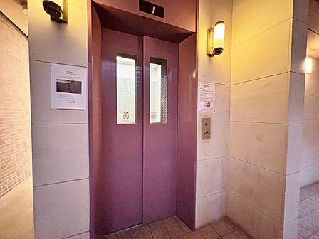 エレベーター完備のため荷物が多くなっても安心。
