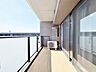 バルコニー：朝の澄んだ空気や、夕方に吹く清々しい風を感じられるバルコニー。