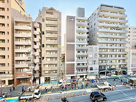 眺望や窓からの景色が良いと、家で過ごす時間も快適です。