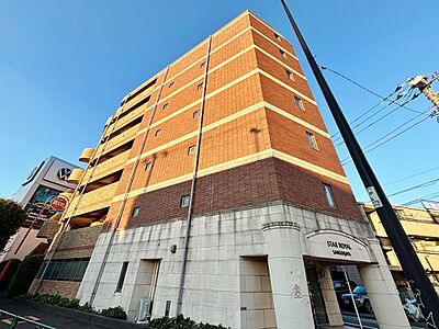 外観：飽きのこないシンプルモダンな外観です。