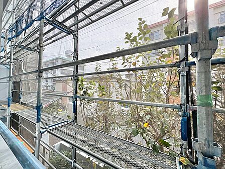 陽当たり・通風・開放感に恵まれた環境です。