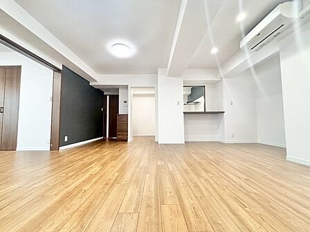 落ち着いた雰囲気に包まれて、伸びやかな空間。