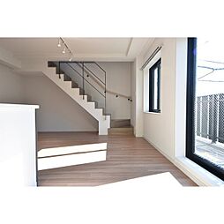 ルネサンスコート目黒南 3階3LDKのリビング/ダイニング