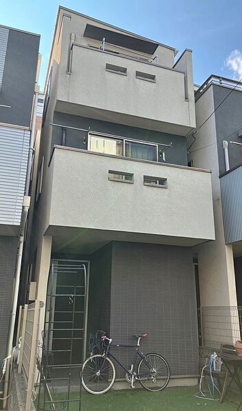 detached 東京都渋谷区代々木1丁目
地図を見る