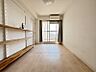 室内：お部屋がバルコニーに面しているので明るく風も入ってくるので快適です♪