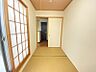 室内：あると嬉しい和室◎来客時やお子様の遊び場としても重宝しそうです。