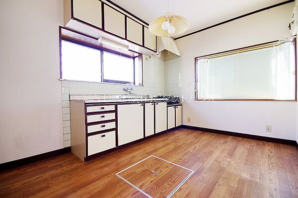 detached 栃木県芳賀郡市貝町大字赤羽1040-16

地図を見る