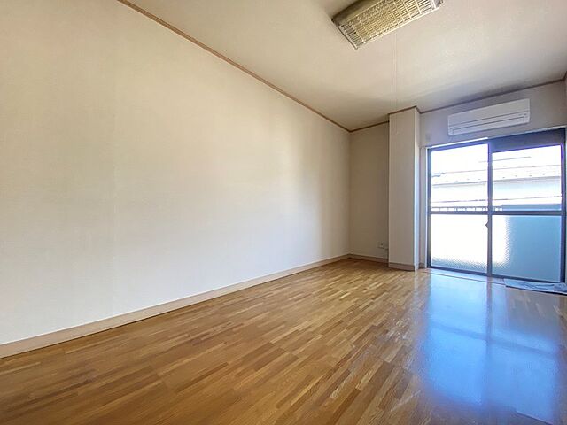 寝室