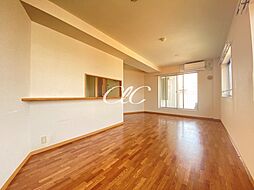 イリップス船堀 8階2LDKのリビング/ダイニング