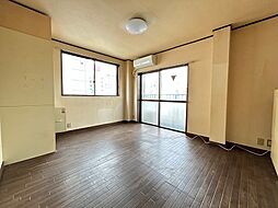 K＆H 4階ワンルームのリビング/ダイニング