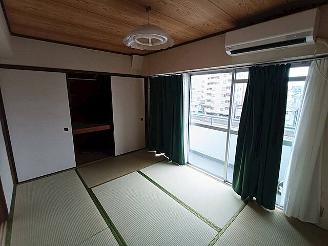 寝室