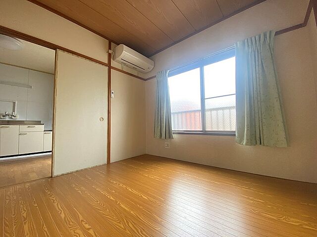 寝室