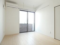 フィールズXIII 1階1Kのリビング/ダイニング