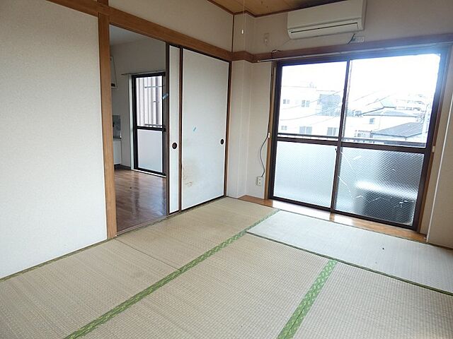 寝室