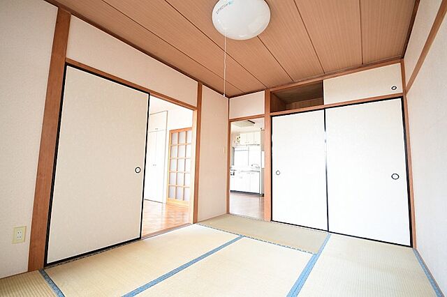 寝室